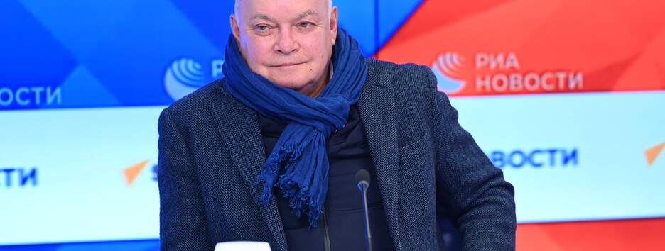 Фотографувався у вишиванках та працював у Європі: що відомо про пропагандиста Кремля Дмитра Кисельова