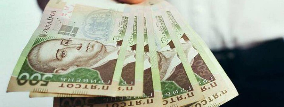 Виплати переселенцям в Україні: термін отримання допомоги продовжено