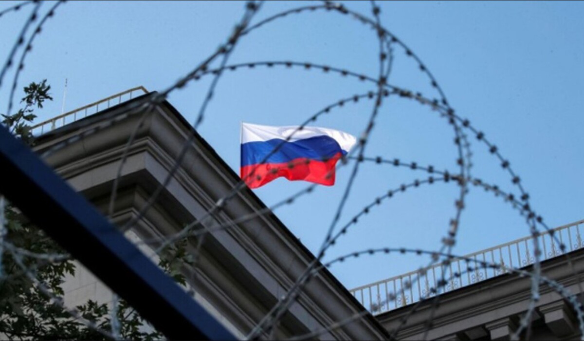 Европа выгнала дипломатов-шпионов: Кремль дорого заплатил за вербовку