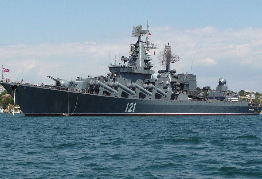 У Чорному морі запалала Москва - у крейсер улучили українські ракети  - фото 1