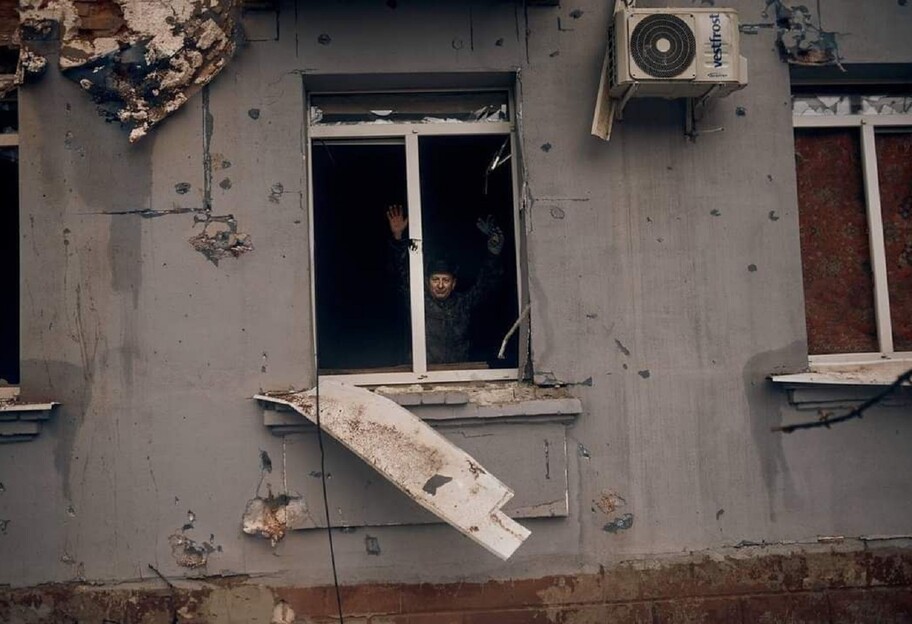 Обстрел Луганской области - кафиры сожгли четыре дома и ранили человека - фото 1