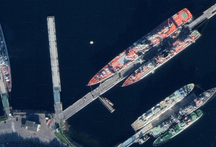 Супутникові фото військових баз РФ на Google Maps - фото 1