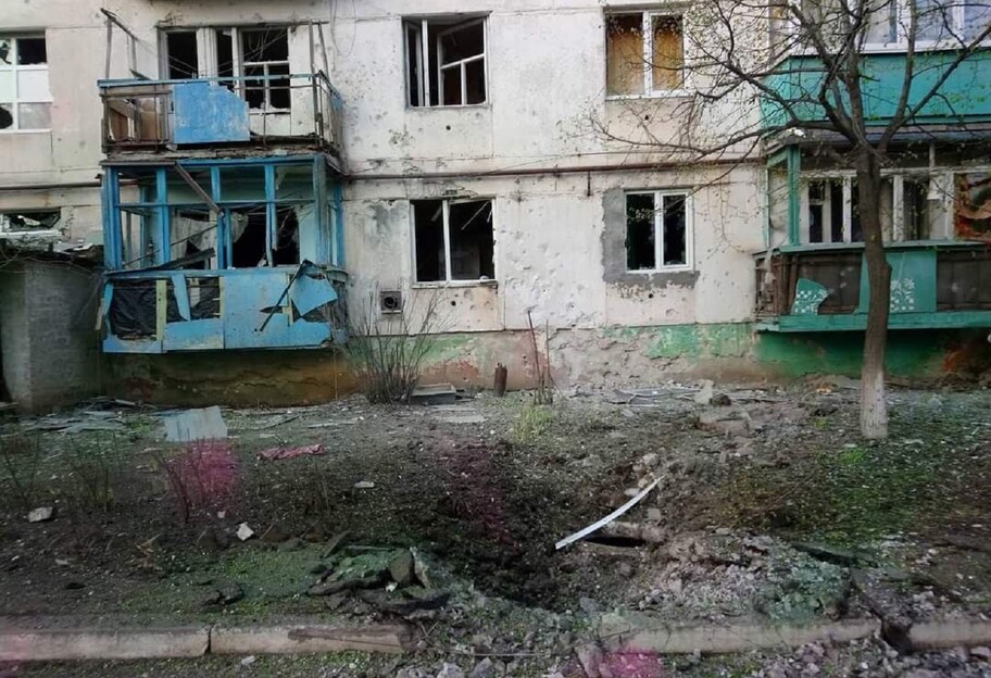 Обстрелы Луганской области - военные РФ убили шесть человек - фото 1