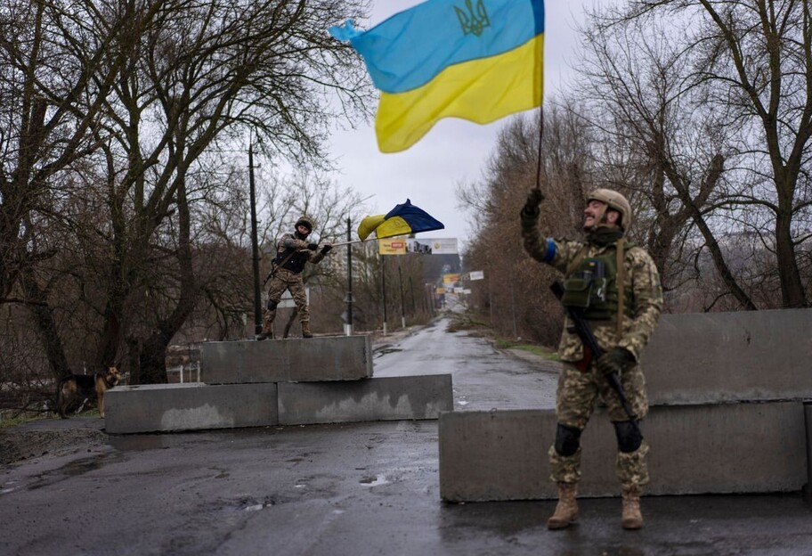 ВСУ сдерживают наступление РФ в Луганской и Донецкой областях  - фото 1