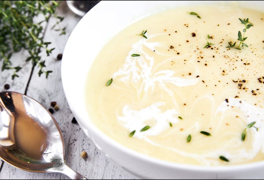 Сырный крем-суп с курицей – пошаговый рецепт блюда - фото 1