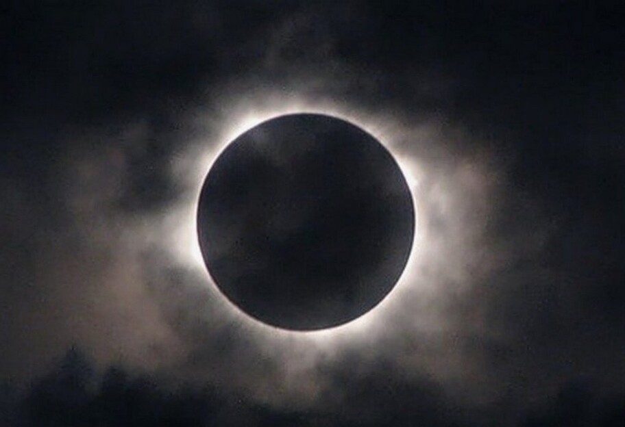Коридор затемнень 2022 року - чого очікувати та побоюватися з 30 квітня по 16 травня - фото 1