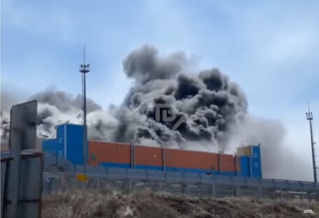 На Сахалине горит электростанция: пожар не могли потушить несколько часов (видео) 