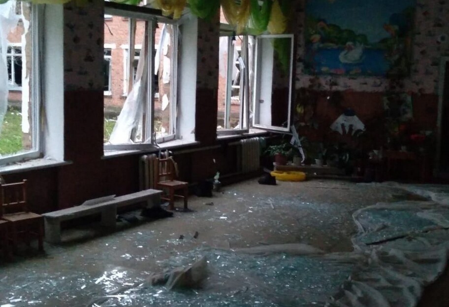 Обстрел Сумской области 4 апреля - разрушена школа и жилые дома, фото  - фото 1