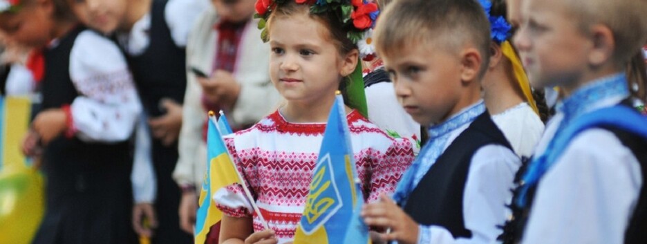 Омбудсмен розповів, як зараховуватимуть до перших класів дітей-переселенців