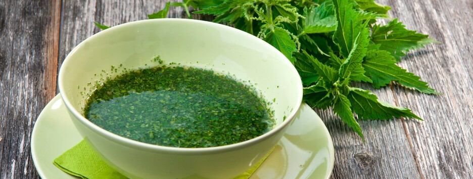 По-справжньому весняний рецепт: готуємо травневий суп з кропивою