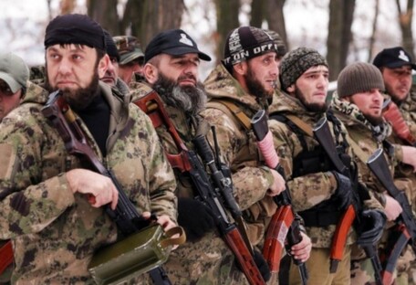 Дорогие TikTok войска: сколько Кадыров платит наемникам за войну в Украине
