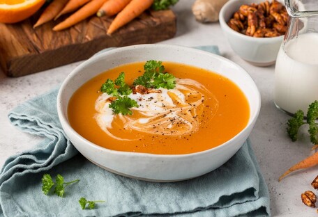 Гурманы оценят: рецепт сливочного супа из моркови