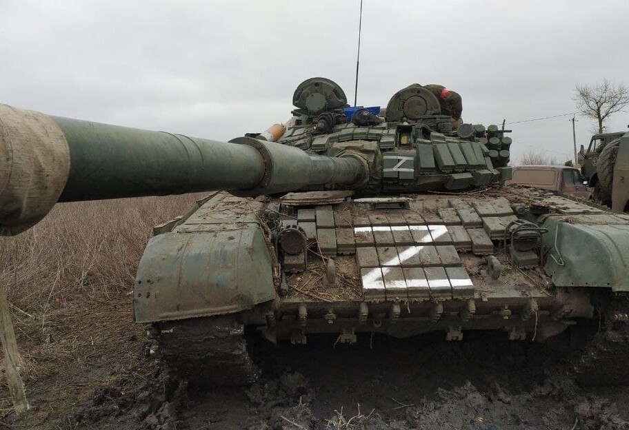Потери России на войне - ВСУ выполнили план по вражеским танкам и БМП - фото 1
