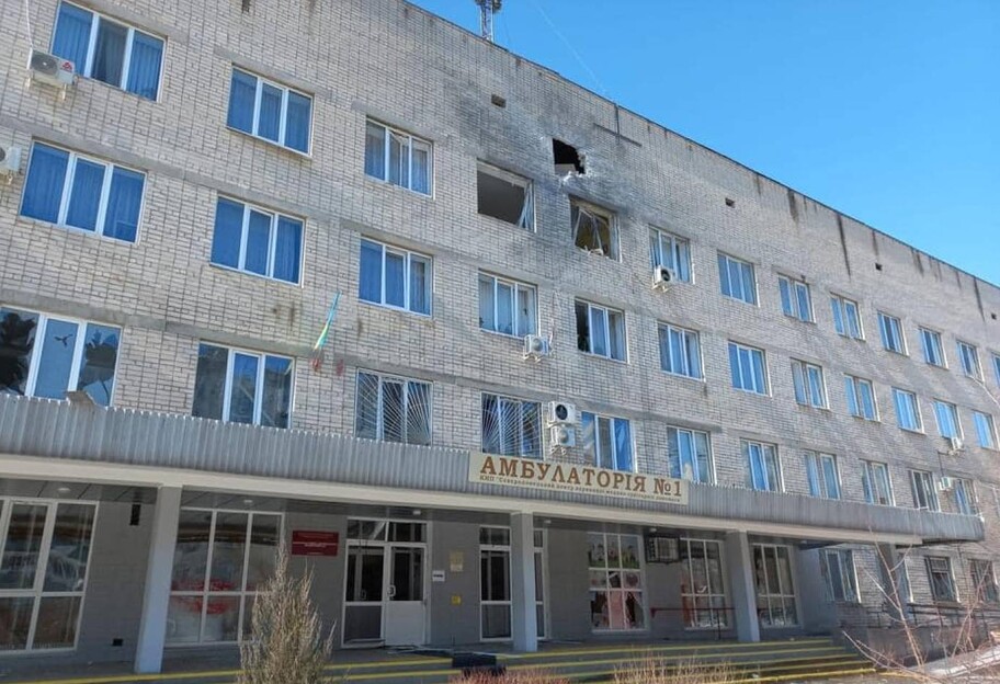Обстрелы в Луганской области - россияне снова открыли огонь по больнице - видео - фото 1