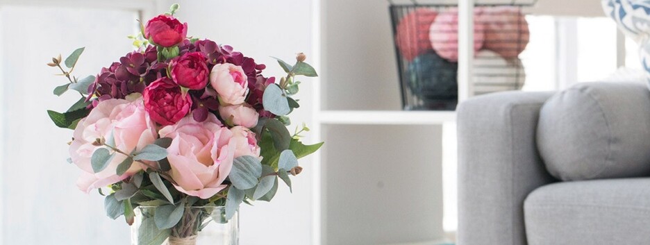 Как продлить жизнь цветов в вазе: советы флористов
