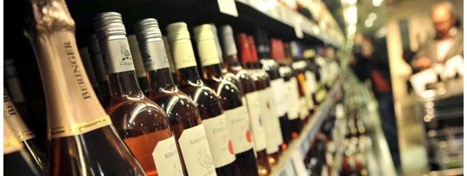 В Харьковской области ввели жесткие ограничения на продажу алкоголя: что изменилось