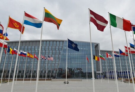 Страны Балтии и Польша просят НАТО развернуть больше сил на их территории