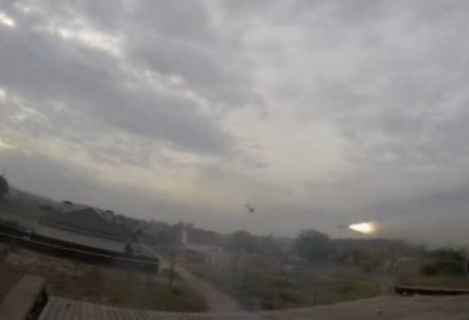 Втрати РФ в Україні - знищено ще один літак супротивника - відео - фото 1