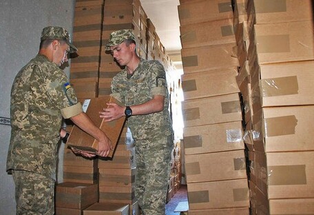 Чиновники пытались продать гуманитарку для военных: СБУ разоблачила схему 