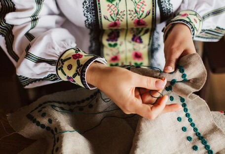 Код нации на полотне: какие орнаменты украшали вышиванки в разных регионах Украины (фото)