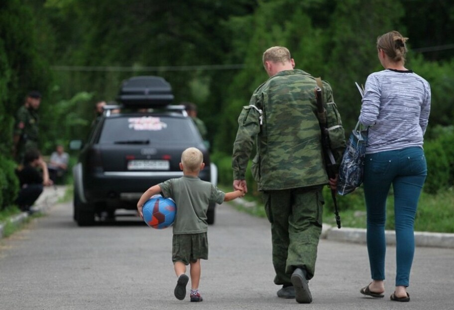 Россия боится расширения НАТО - военные перевозят семьи  - фото 1
