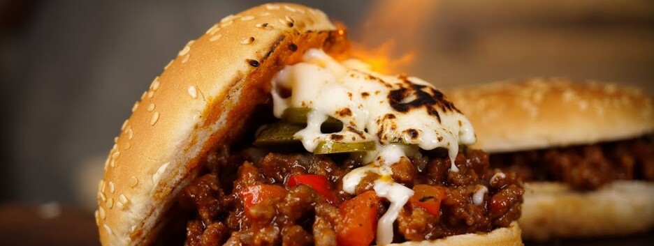 Обід в американському стилі: готуємо бургер 