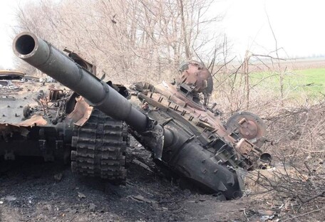 Минус 150 оккупантов и 10 танков: Генштаб опубликовал данные потерь РФ