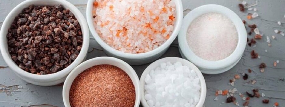 Йодована, рожева, гавайська: якою буває сіль, і чим вона шкідлива