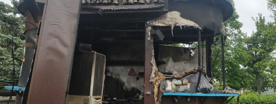 Оккупанты снова обстреляли Харьков: появились фото и видео последствий 