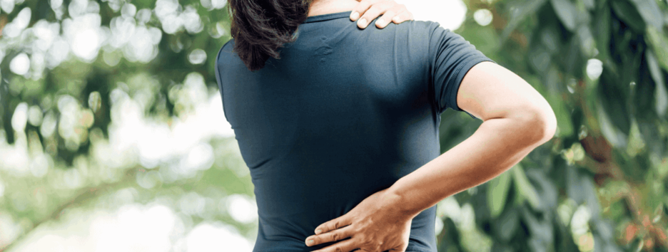 Причины болей в спине: доктор Комаровский рассказал, когда пора к врачу (видео) 