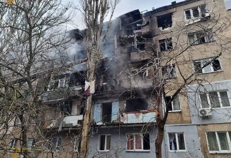 Россияне ударили по жилому кварталу Николаева: что известно (фото)
