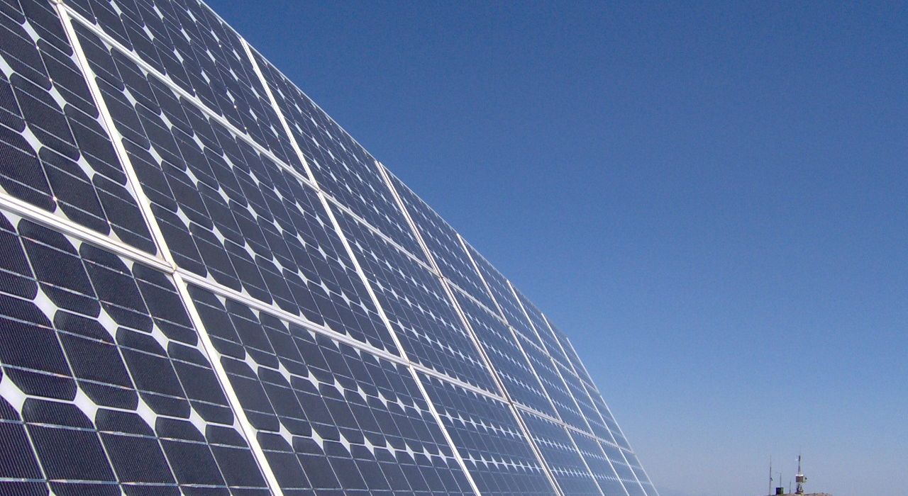 Apple, Google и Amazon перейдут на солнечную энергию