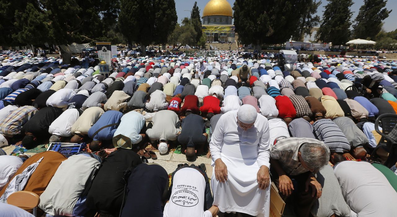 Израиль хочет ограничить призыв мусульман к молитве