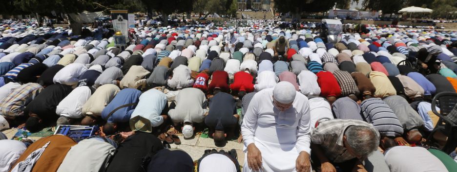 Израиль хочет ограничить призыв мусульман к молитве