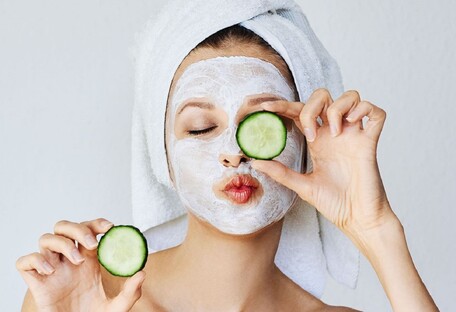 Як позбутися висипів на обличчі за допомогою домашніх засобів – поради дерматолога