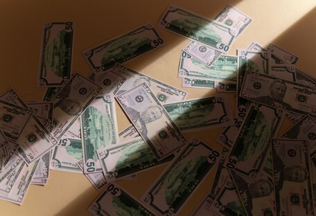 Курс доллара через 100 дней: эксперты рассказали, стоит ли покупать валюту