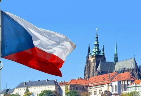 Правительство Чехии ограничило выплаты пособий для украинских беженцев