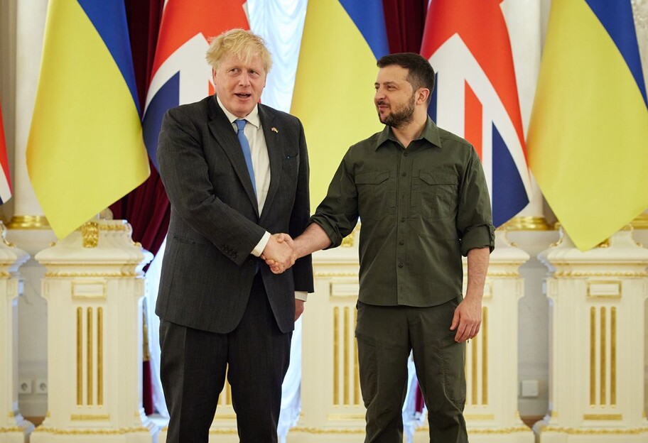 Борис Джонсон в Киеве встретился с Зеленским - визит был спонтанным, фото  - фото 1