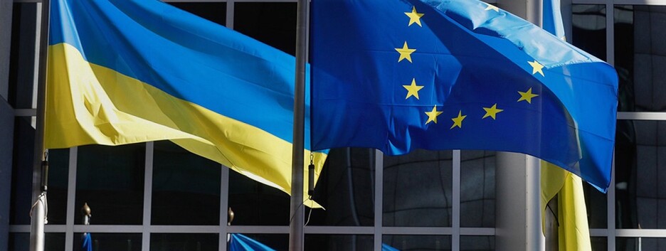 Европарламент рекомендовал предоставление Украине статуса кандидата в ЕС