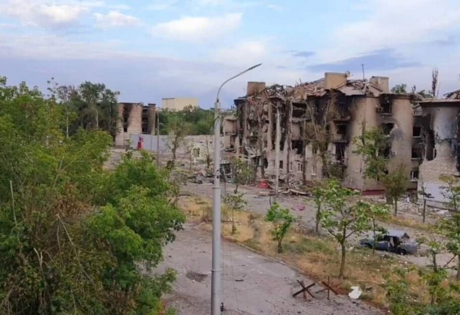 Наступление на Лисичанск остановлено - армия РФ стреляет по мирным городам - фото 1