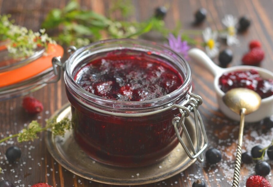 Варенье из ягод - как законсервировать смородину и малину - рецепт - фото 1