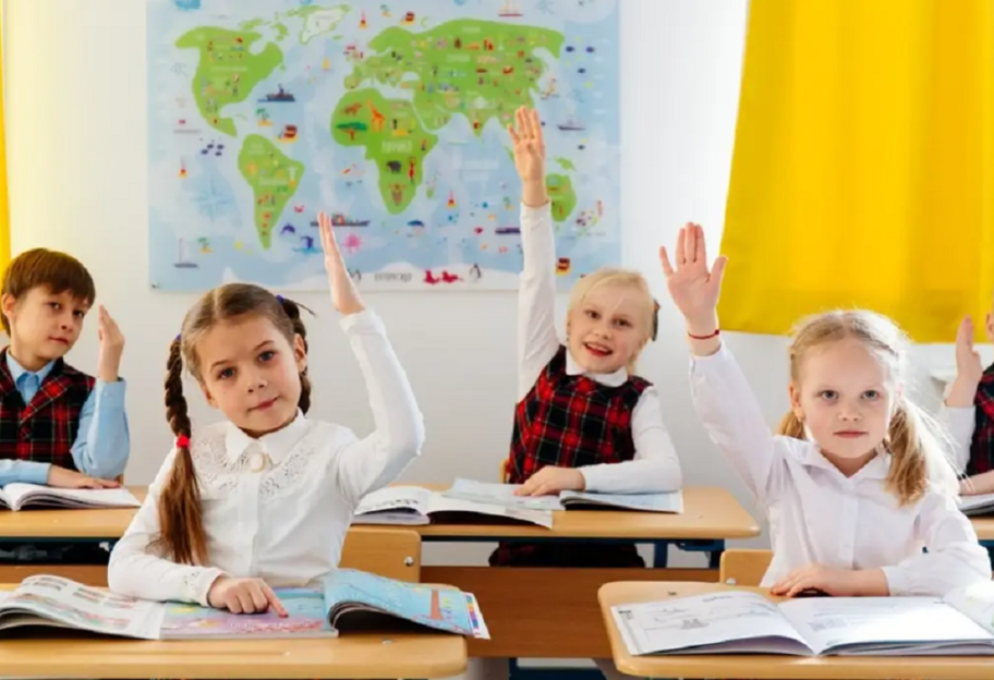 Учебный год в 2022 году - когда в Украине откроются школы - ответ Кабмина - фото 1