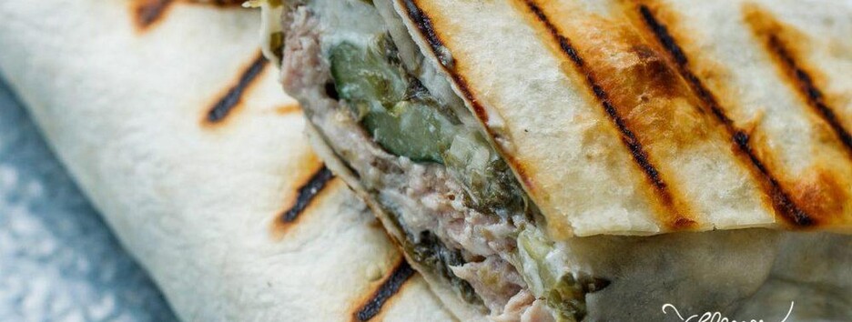 Закуска из лаваша а-ля суши: простой рецепт от Евгения Клопотенко 