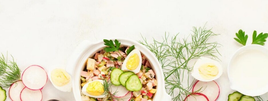 Правила харчування у спеку: які продукти допоможуть охолодити організм