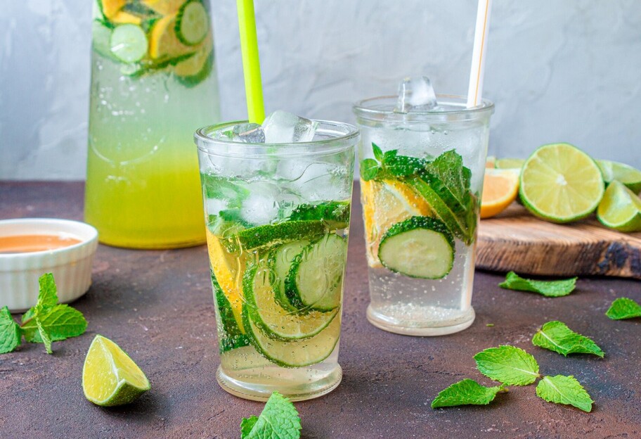 Напій з огірка, апельсина та лимона - покроковий рецепт - фото 1