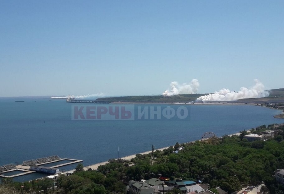 Кримський міст у диму - Сергій Аксьонов назвав причину задимлення - відео - фото 1