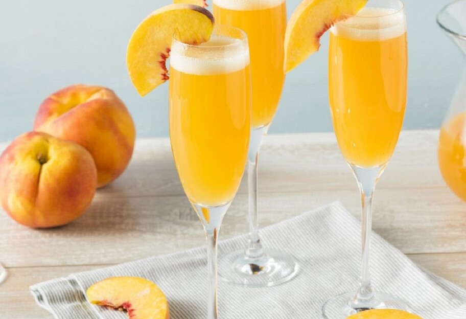 Коктейль Белліні - як приготувати персиковий напій - рецепт - фото 1