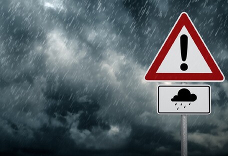 В Україні оголошено штормове попередження: де чекати на негоду 3 липня