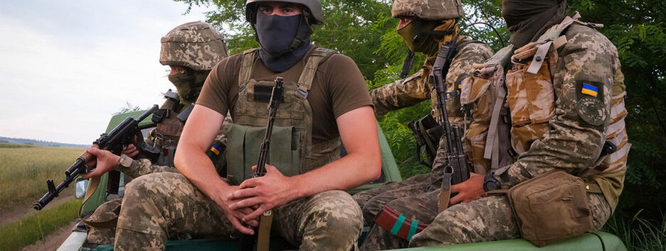 Оккупанты зашли в Лисичанск: в Генштабе назвали горячие направления боев (карта) 