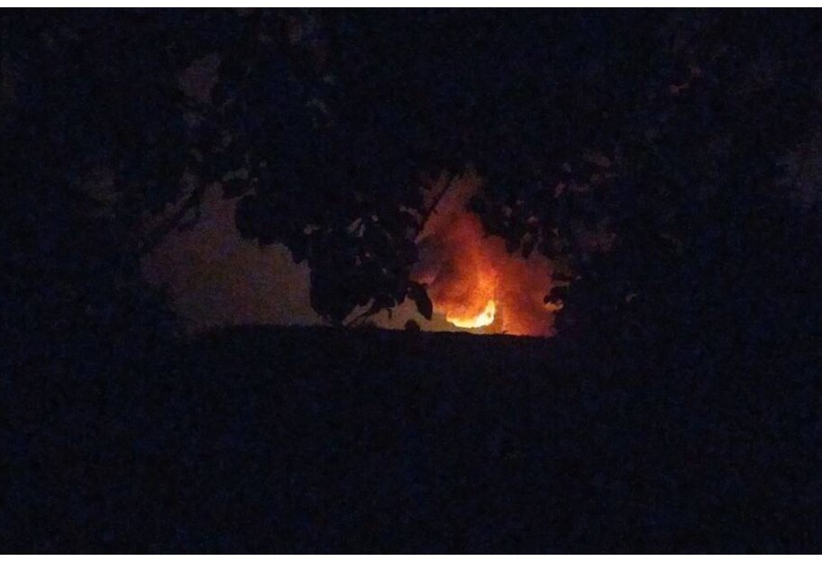 Взрывы на Донбассе - в трех городах горели склады боеприпасов - видео - фото 1